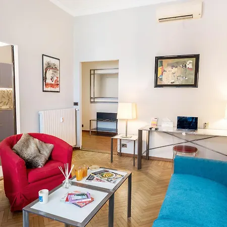 Tra Via Brera E Via Spiga, Deluxe Appartement