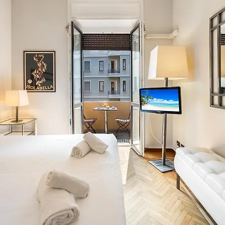 Tra Via Brera E Via Spiga, Deluxe Apartment Milan